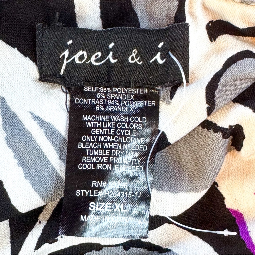 joei & i XL Floral Maxi Dress, Black, Purple & White - Picture 11 of 11